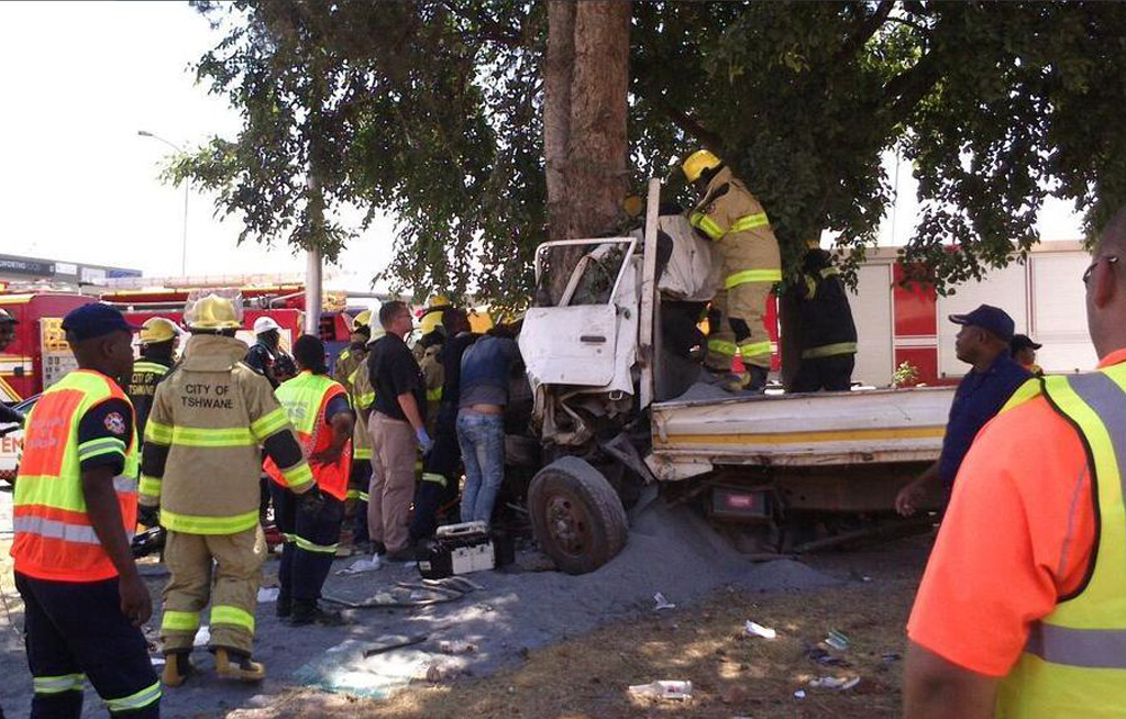 Two die in freak Pretoria crash eNCA